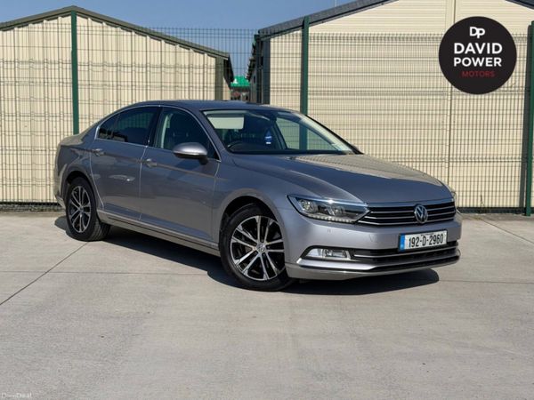 Volkswagen Passat Saloon, Diesel, 2019, Grey