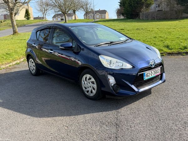Toyota Aqua Hatchback, Petrol Hybrid, 2016, Blue