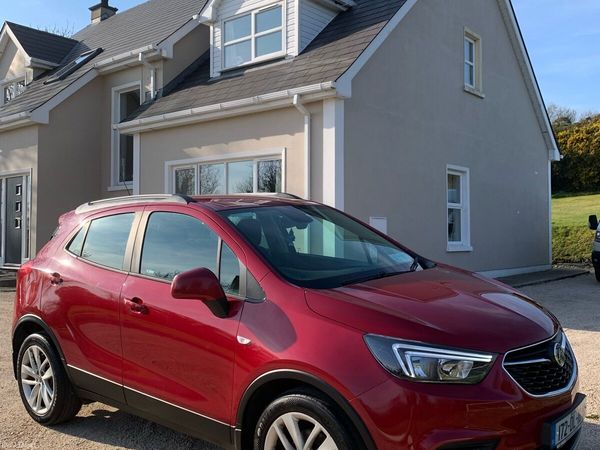 Vauxhall Mokka Hatchback, Petrol, 2017, Red