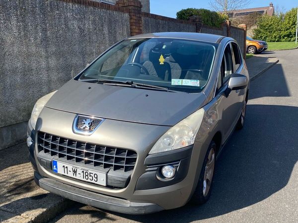 Peugeot 3008 MPV, Diesel, 2011, Grey