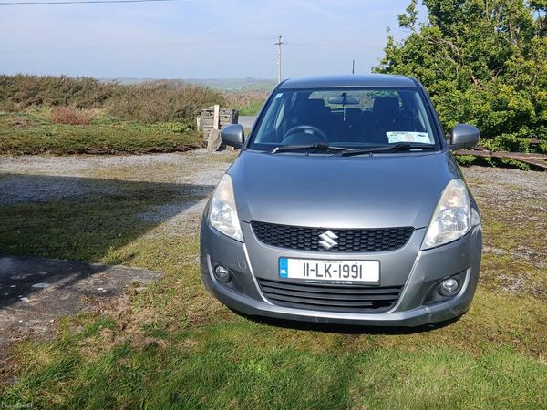 Suzuki Swift Hatchback, Petrol, 2011, Grey