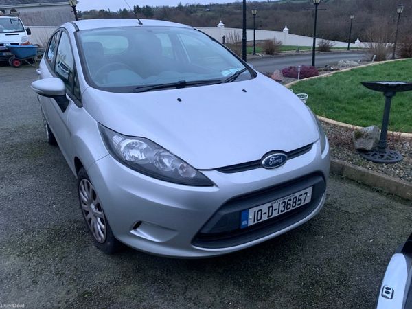 Ford Fiesta Hatchback, Petrol, 2010, Silver