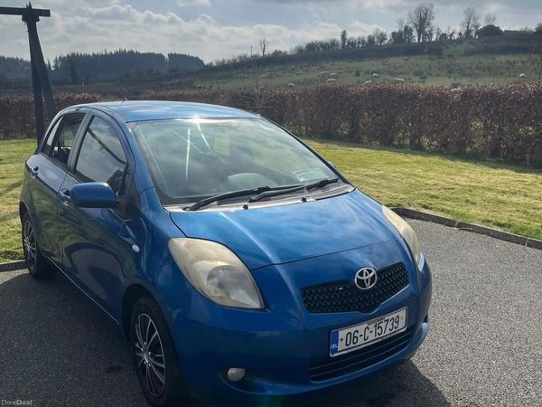 Toyota Yaris Hatchback, Petrol, 2006, Blue