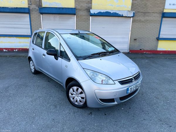 Mitsubishi Colt Hatchback, Petrol, 2005, Silver