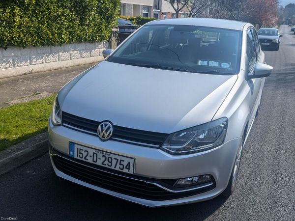 Volkswagen Polo Hatchback, Petrol, 2015, Silver