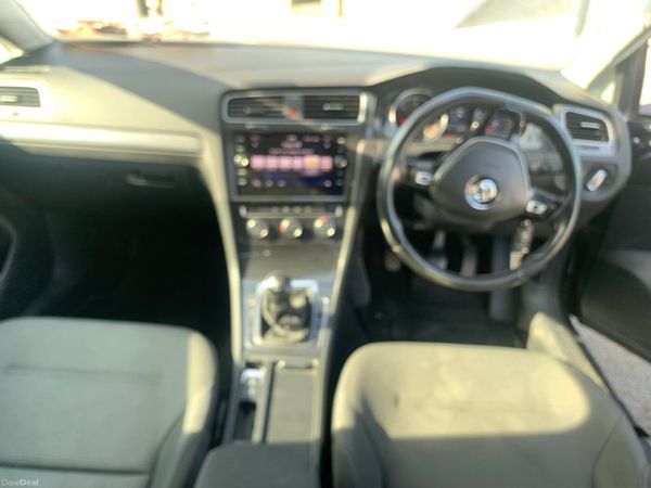 Volkswagen Golf Hatchback, Diesel, 2017, Grey