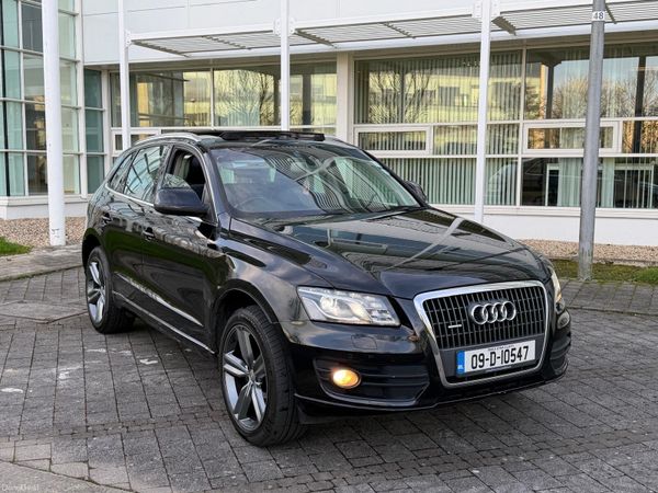 Audi Q5 SUV, Petrol, 2009, Black