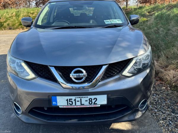 Nissan Qashqai Hatchback, Diesel, 2015, Grey