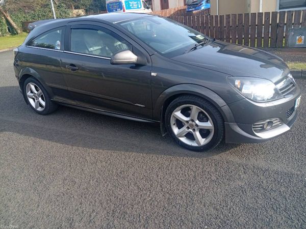 Vauxhall Astra Hatchback, Petrol, 2010, Grey