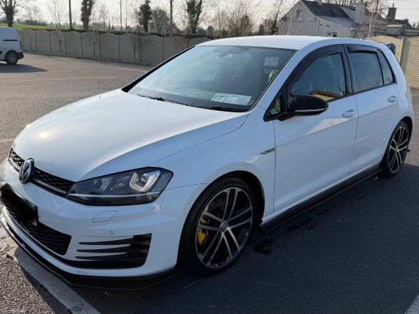 Volkswagen Golf Hatchback, Diesel, 2015, White