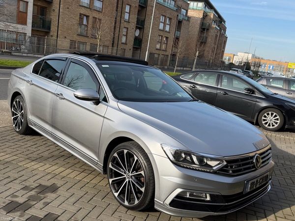 Volkswagen Passat Saloon, Diesel, 2018, Silver