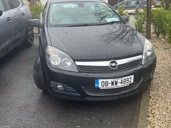 Opel Astra Hatchback, Petrol, 2008, Black