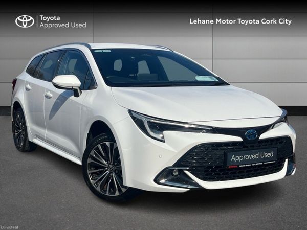 Toyota Corolla Estate, Petrol Hybrid, 2023, White