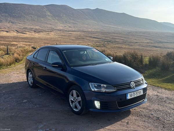 Volkswagen Jetta Saloon, Diesel, 2014, Blue