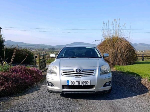 Toyota Avensis Saloon, Petrol, 2008, Silver