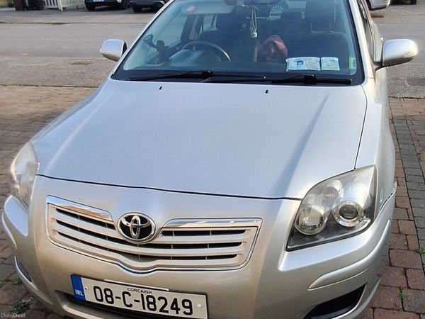 Toyota Avensis Saloon, Petrol, 2008, Silver