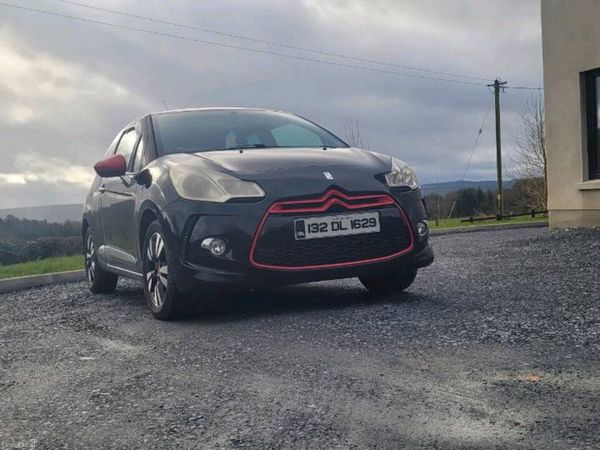 Citroen DS 3 Hatchback, Diesel, 2013, Black