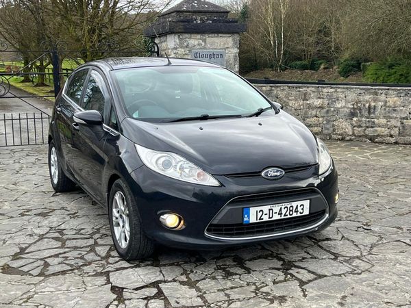 Ford Fiesta Hatchback, Petrol, 2012, Black