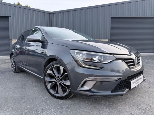 Renault Megane Hatchback, Diesel, 2019, Grey