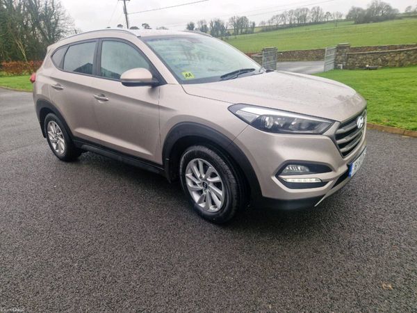 Hyundai Tucson SUV, Diesel, 2016, White