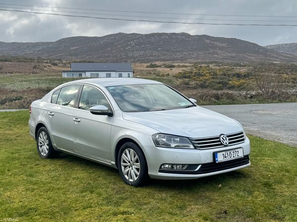 Volkswagen Passat Saloon, Diesel, 2014, Silver