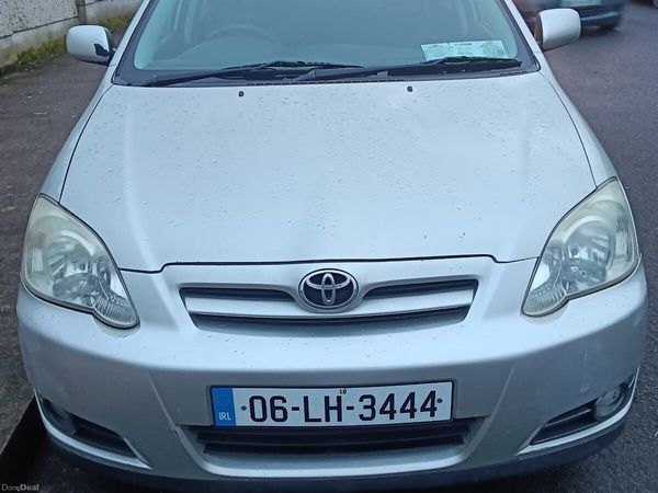 Toyota Corolla Hatchback, Petrol, 2006, Silver