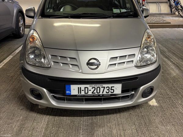 Nissan Pixo Hatchback, Petrol, 2011, Silver