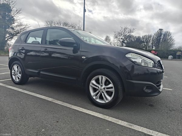 Nissan Qashqai Hatchback, Diesel, 2010, Black