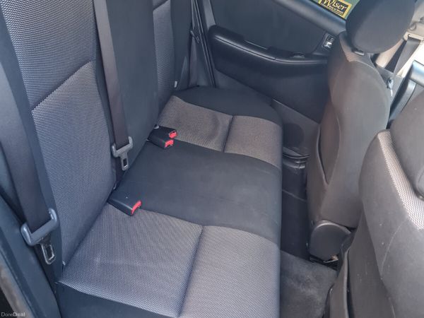 Toyota Corolla Hatchback, Petrol, 2007, Black