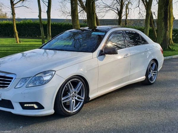 Mercedes-Benz E-Class Saloon, Diesel, 2010, White