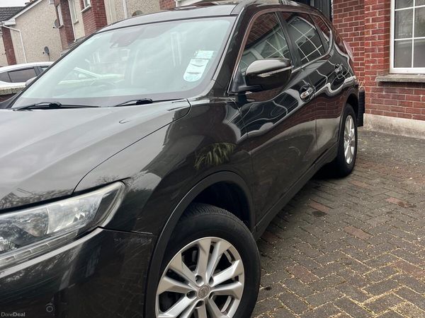 Nissan X-Trail SUV, Diesel, 2016, Green
