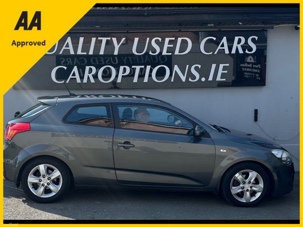 Kia ProCeed MPV, Diesel, 2011, Silver