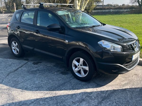 Nissan Qashqai Hatchback, Diesel, 2011, Black