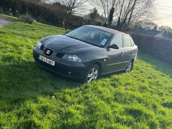 SEAT Cordoba Saloon, Diesel, 2009, Grey