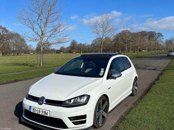 Volkswagen Golf Estate, Petrol, 2015, White