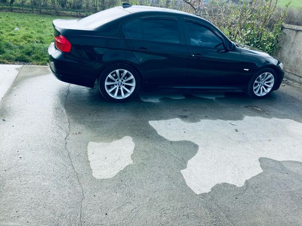 BMW 3-Series Saloon, Diesel, 2010, Black