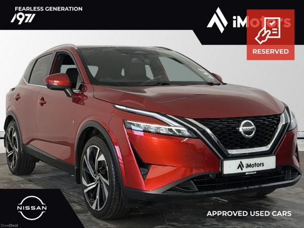 Nissan Qashqai SUV, Petrol, 2022, Red