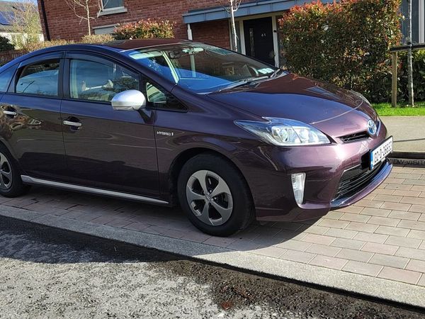 Toyota Prius Hatchback, Petrol Hybrid, 2013, Purple