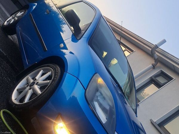 Ford Fiesta Hatchback, Petrol, 2005, Blue