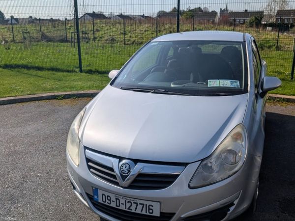 Vauxhall Corsa Hatchback, Petrol, 2009, Silver