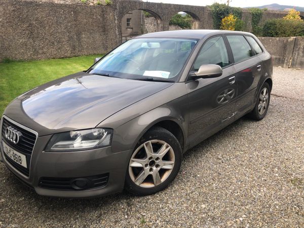 Audi A3 Hatchback, Diesel, 2013, Grey