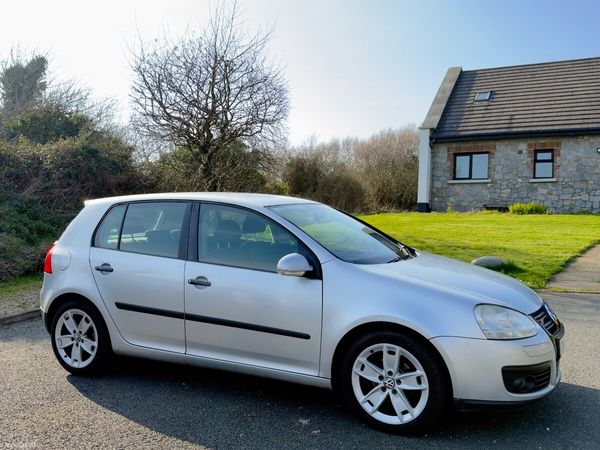 Volkswagen Golf Hatchback, Diesel, 2008, Silver