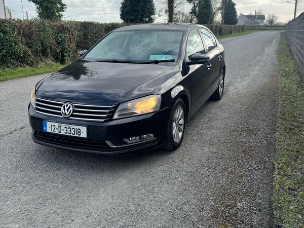 Volkswagen Passat Saloon, Diesel, 2012, Black