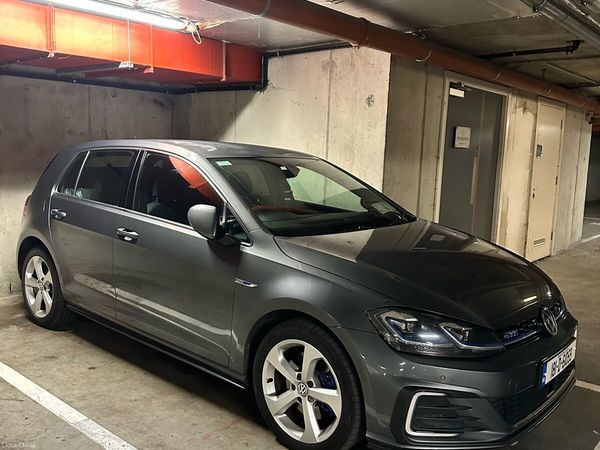 Volkswagen Golf Hatchback, Petrol Plug-in Hybrid, 2018, Grey