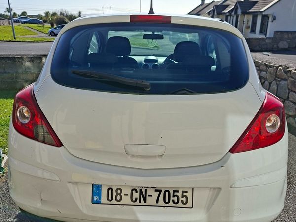 Vauxhall Corsa Hatchback, Diesel, 2008, White