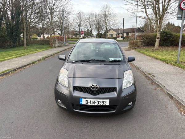 Toyota Yaris Hatchback, Petrol, 2010, Grey