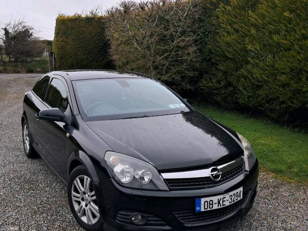 Opel Astra Hatchback, Petrol, 2008, Black