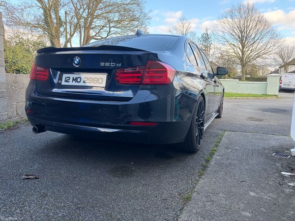 BMW 3-Series Saloon, Diesel, 2012, Blue
