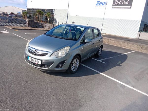 Opel Corsa Hatchback, Petrol, 2013, Silver
