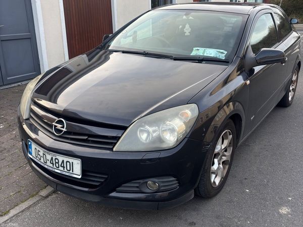 Opel Astra Hatchback, Petrol, 2005, Black